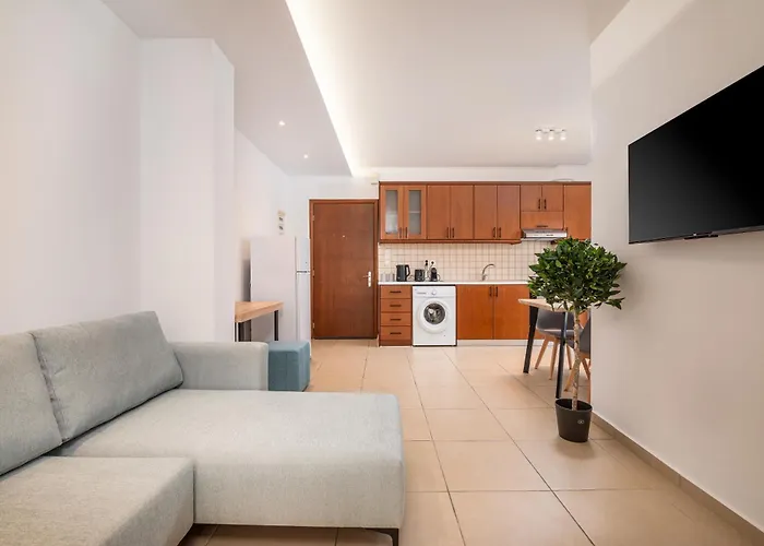 Beachfront Haven, 3 Min To - Gaia 2 Apartamento