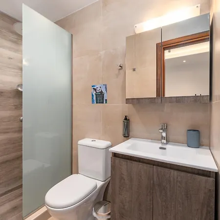 Beachfront Haven, 3 Min To - Gaia 2 * İstanköy