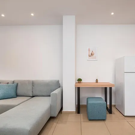 Beachfront Haven, 3 Min To - Gaia 2